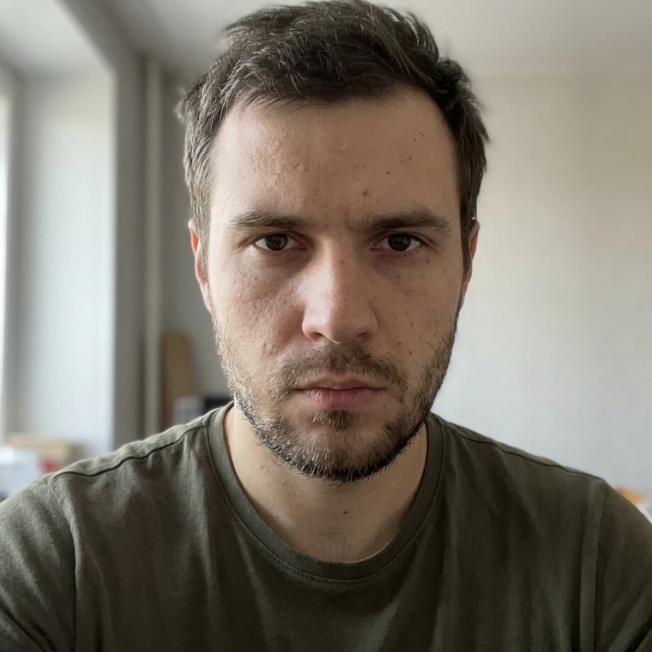 Олег Иванов